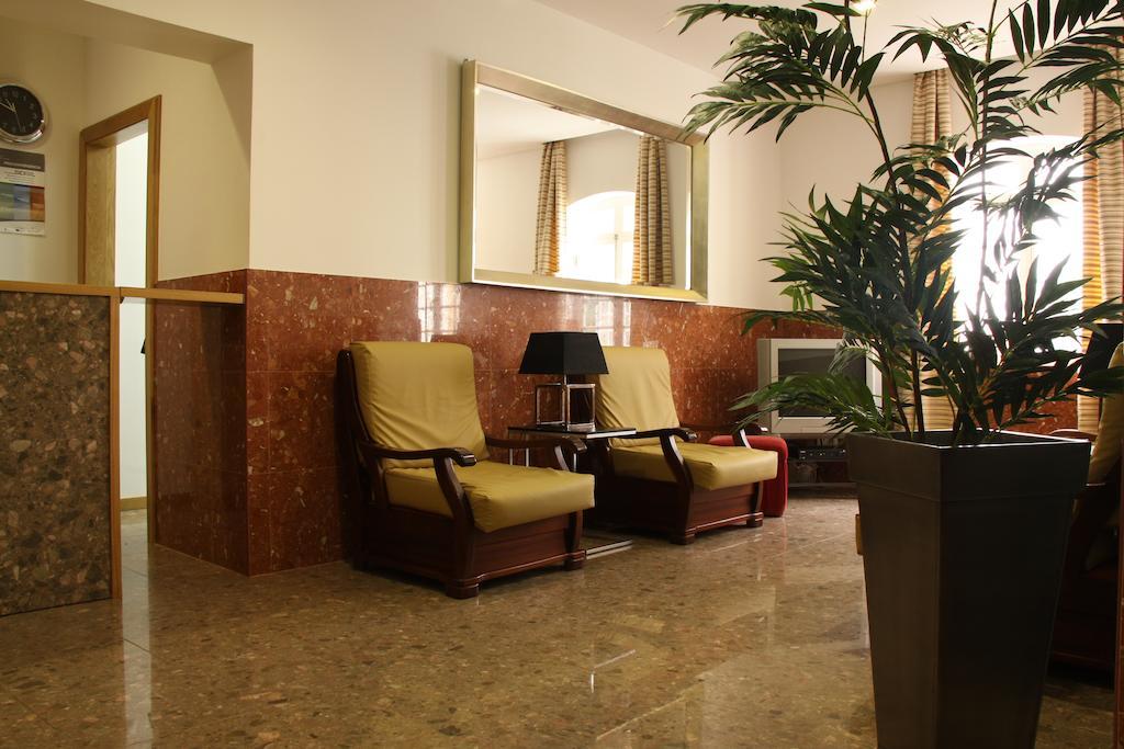Hotel Zenite أنغرا دو إِراويزو المظهر الخارجي الصورة